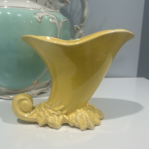 McCoy pottery Base - Picture 2 of 6